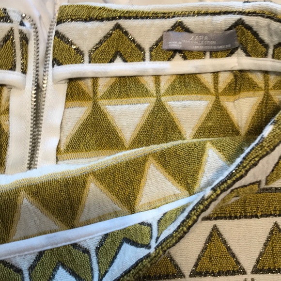 Zara Woven Mini Skirt - Picture 2 of 2